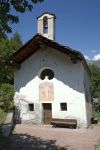 Un'antica chiesetta vicino al borgo di Valpelline, Valle d'Aosta.
