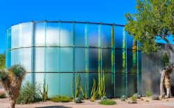 Uno scorcio dello Scottsdale Museum of Contemporary Art, Arizona (USA). Si tratta dell'unico museo permanente dell'Arizona dedicato esclusivamente alle opere d'arte moderna, al design ...
