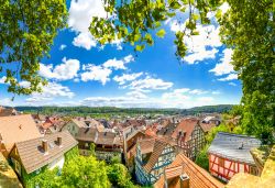 Uno scorcio di Marbugo sul fiume Lahn, siamo in Assia, Land della Germania