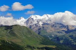 Val d'Ayas il panorama del Gruppo del Monte Rosa, Valle d'Aosta