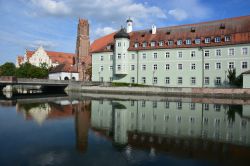 Veduta del fiume Isar con gli edifici storici della città di Landshut, Germania - © photo20ast / Shutterstock.com