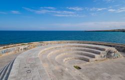 Veduta dell'Adriatico dalla passeggiata lungomare di Monopoli, Puglia - © ValerioMei / Shutterstock.com