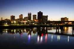Veduta di Little Rock by night (Arkansas), Stati Uniti d'America.

