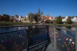 Veduta sul fiume Danubio a Nuova-Ulma, Germania. Siamo nella città più storica della Germania del Sud dove sono nati personaggi come Einstein, Ensinger e Max Bentele - © Tilman ...