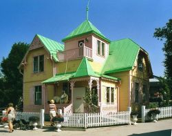 La casa di Pippi Calzelunghe "Villa Villacolle", usata per le riprese della Serie Tv omonima, che qui a Visby fu girata nel 1969 - Foto © Christian Koehn / Wikipedia