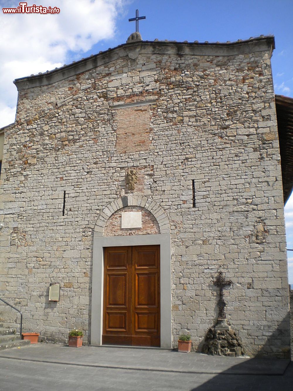 Immagine La Pieve di San Niccolo a Calenzano Alto - ©  Massimilianogalardi - CC BY-SA 3.0 - Wikipedia