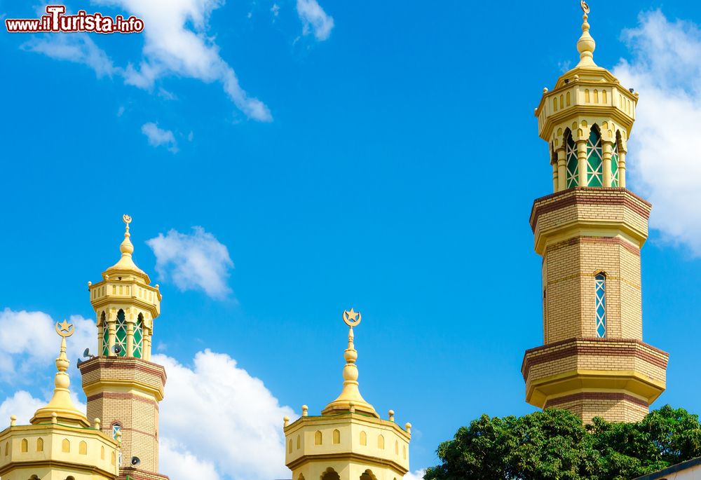 Immagine Quattro minareti a Lilongwe, capitale del Malawi.