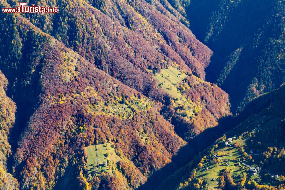 Immagine Rasura all'imbocco della Valgerola in Valtellina, Lombardia