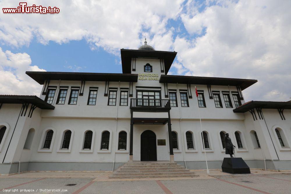 Immagine Saraydüzü Barracks National Struggle Museum and Convention Center di Amasya, Turchia - © prdyapim / Shutterstock.com