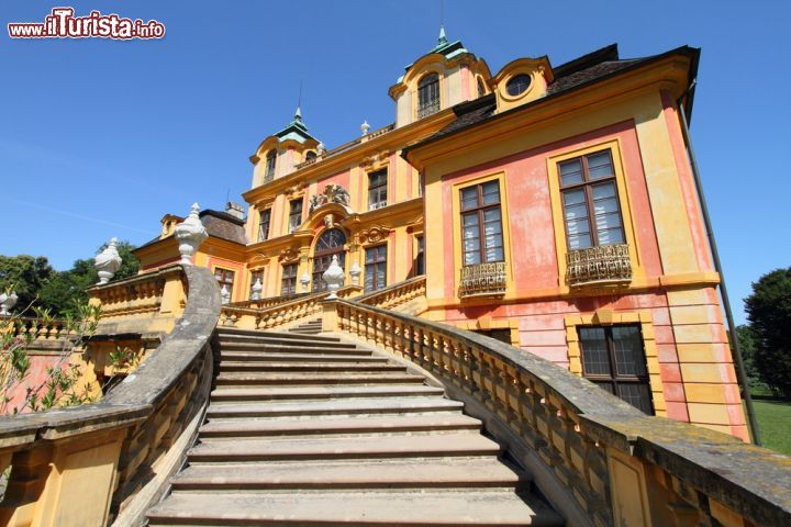 Immagine Scalinata al Palazzo dei Duchi di Ludwigsburg, Germania - © mary416 / Shutterstock.com