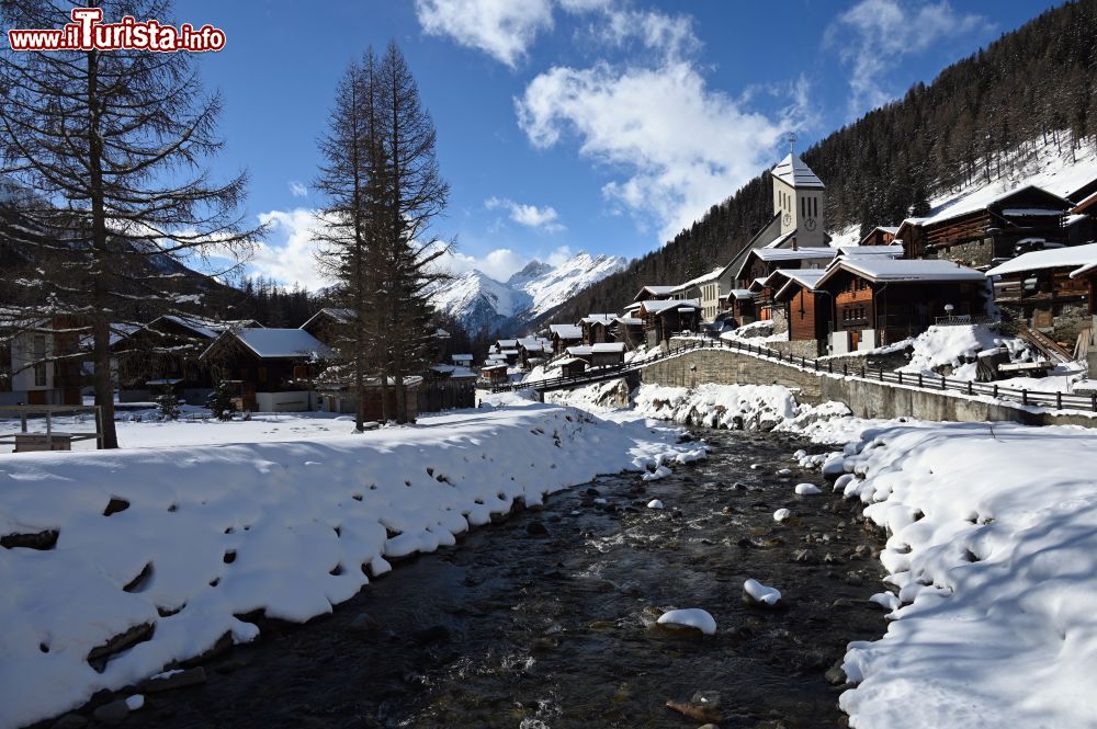 Immagine Scorcio del villaggio di Blatten in Svizzera, siamo nel Vallese
