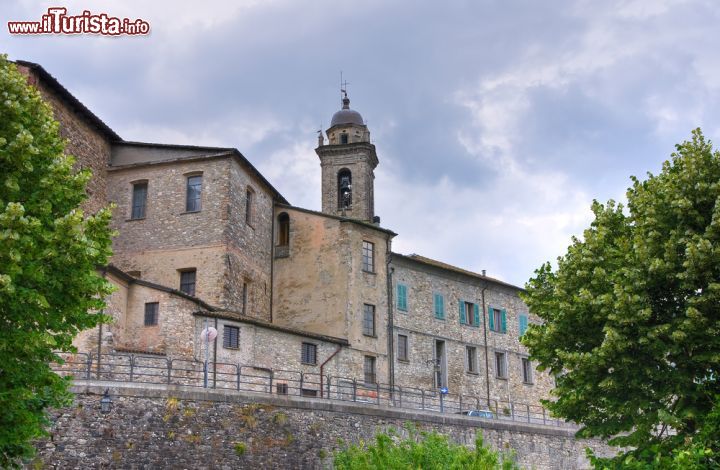 Immagine Uno scorcio panoramico della città di Bobbio, Piacenza, Emilia Romagna. Provincia genovese sino all'unità d'Italia, sino al 1923 fu parte del territorio di Pavia per poi passare alla provincia di Piacenza.