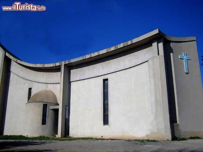 Immagine La chiesa di Nostra Signora delle Grazie a Sestu, sud della Sardegna - © Wikipedia.