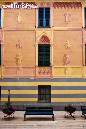 Immagine Una casa del centro di Moneglia, il borgo della riviera di Levante, in Liguria