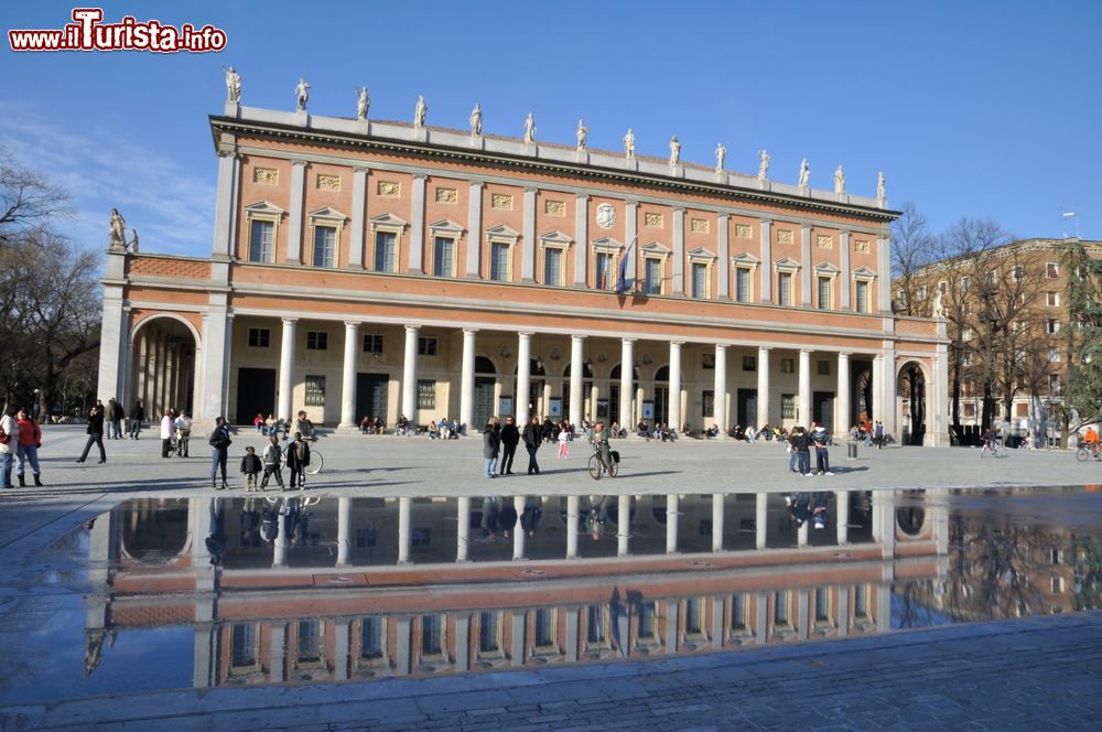 Immagine Il Teatro Municipale di Reggio Emilia, Emilia Romagna. Venne costruito negli anni 1852-1857 su progetto dell'architetto Cesare Costa di Modena.