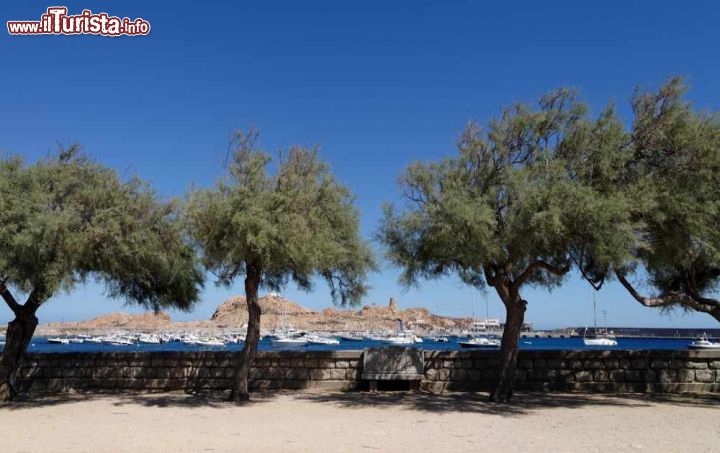 Immagine Uno scorcio di Isola Rossa in Corsica