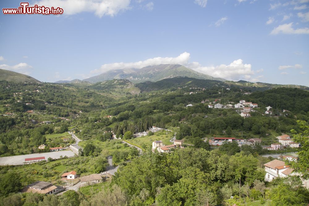 Immagine Le montagne che circondano Rivello in Basilicata