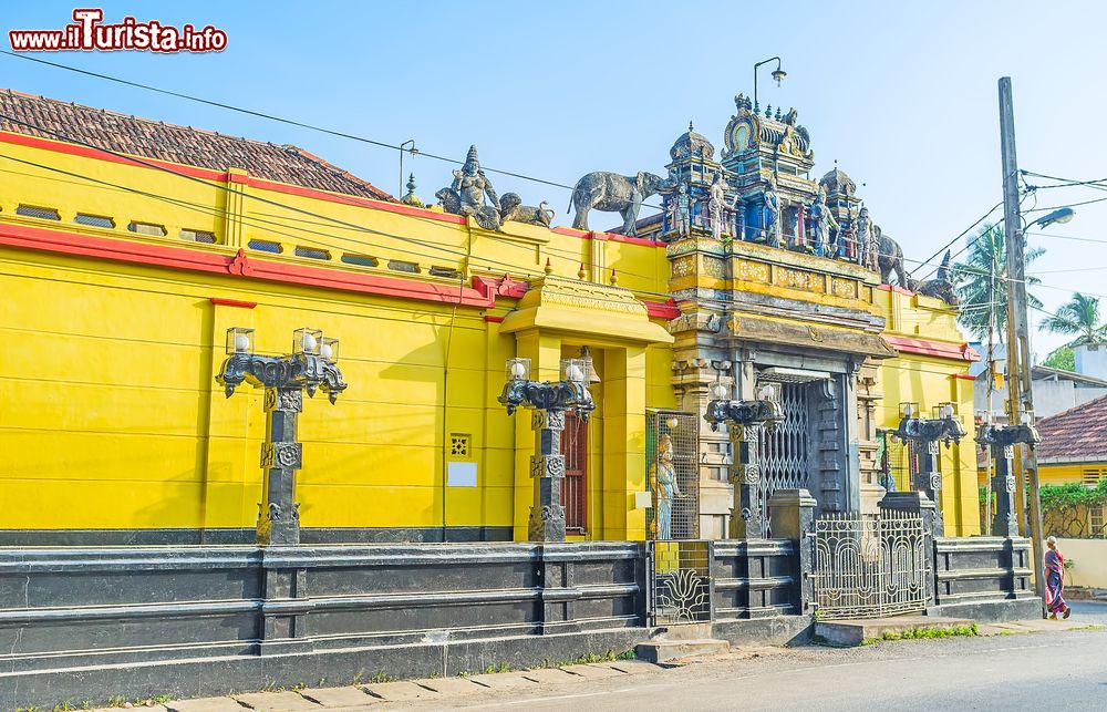 Immagine Lo Sri Muthumariamman Temple è un tempio induista di Negombo, Sri Lanka.