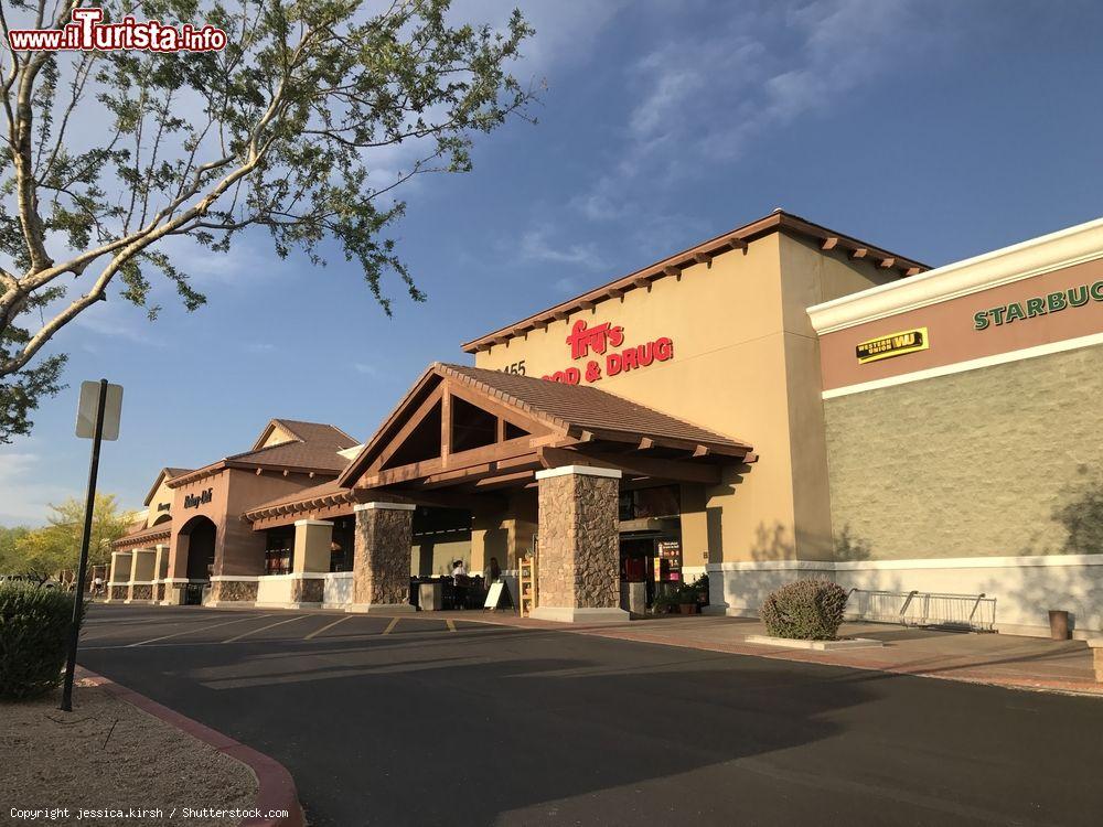 Immagine Supermercato Fry's Food & Drug a Phoenix, Arizona (Stati Uniti d'America) - © jessica.kirsh / Shutterstock.com
