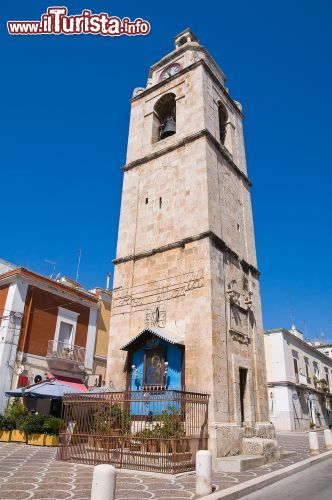 Immagine Torre dell'Orologio a Manfredonia - © Mi.Ti. / Shutterstock.com