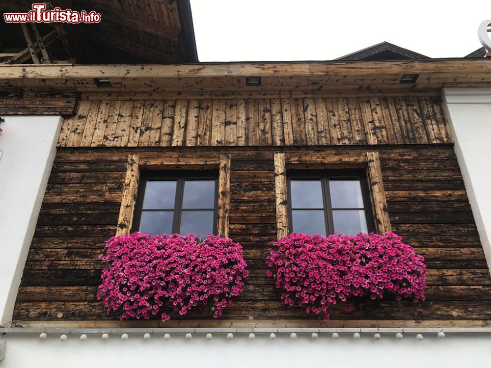 Immagine Un balcone fiorito a Seefeld in Austria