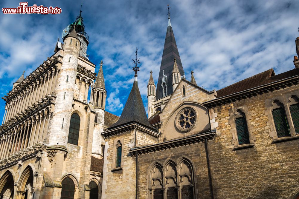 Immagine Un particolare architettonico della chiesa di Notre-Dame di Digione, Francia.