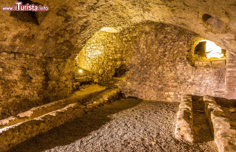 Immagine Un vecchio fienile di epoca gallo-romana nella città di Narbonne, Francia.