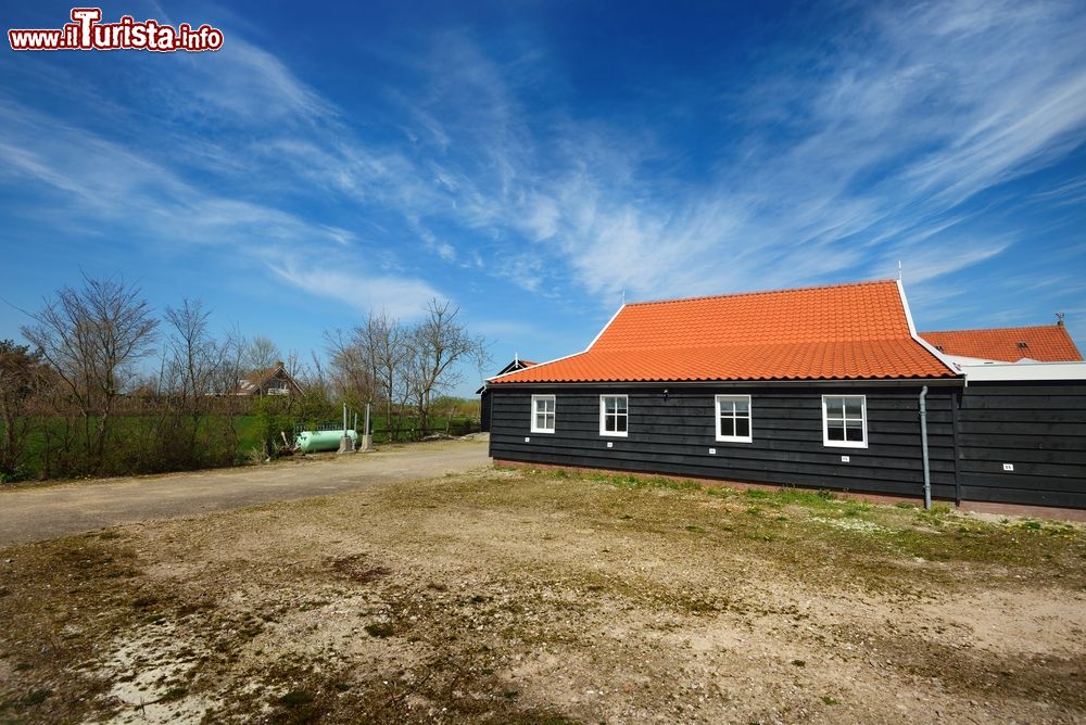 Immagine Una casa di campagna a Zeeland, Vlissingen, Olanda. Siamo nella provincia della Zelanda abitata da 45 mila persone.