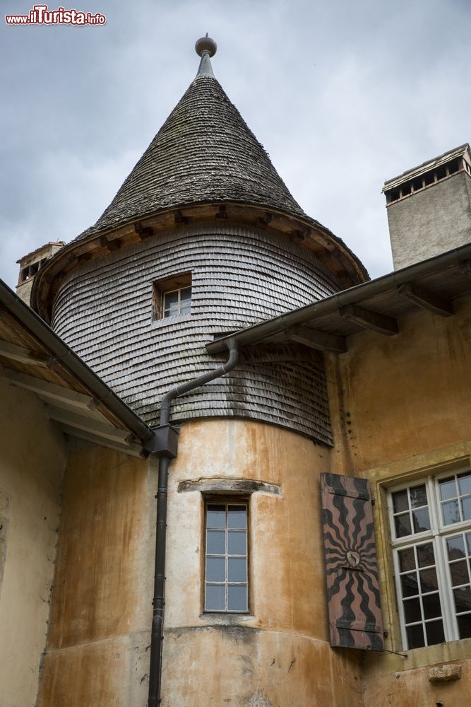 Immagine Una casa medievale a Romainmotier-Envy in Svizzera