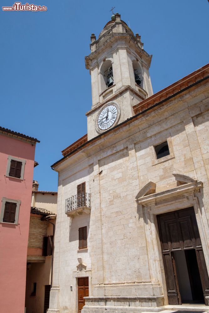 Immagine Una chiesa nel cuore di Massa Martana in Umbria