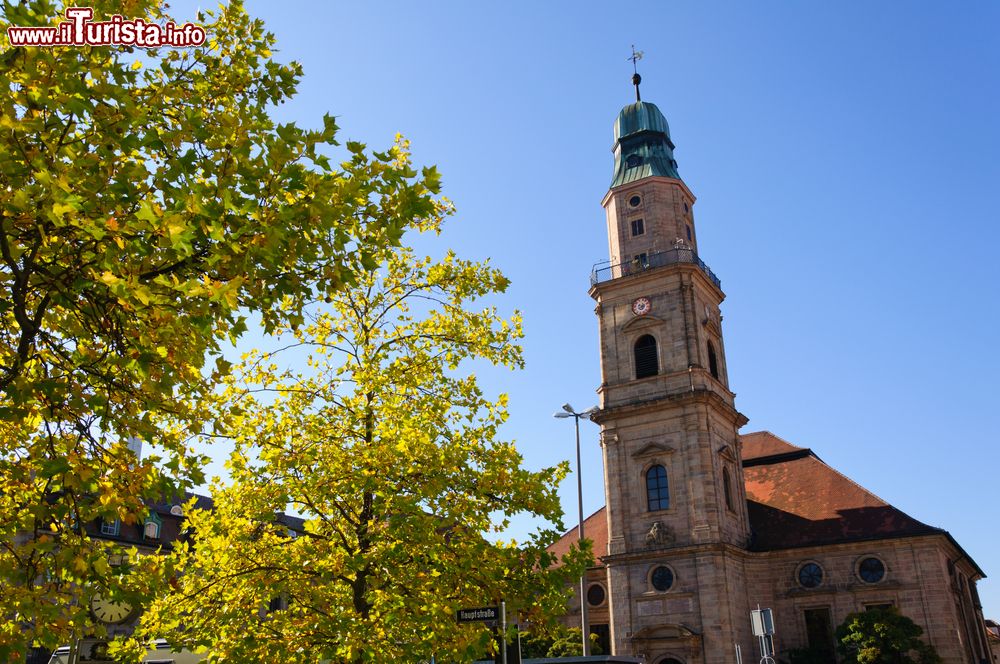 Immagine Una chiesa nella cittadina di Erlangen, Germania. Considerata una delle città progettate nel barocco meglio conservate di tutto il paese, Erlangen si trova a nord di Norimberga.