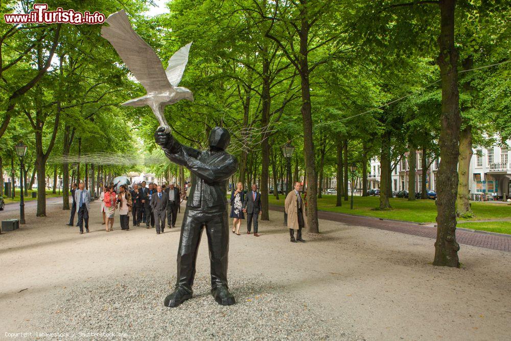 Immagine Una delle sculture in Lange Voorhout a L'Aia, Olanda - © lahayestock / Shutterstock.com