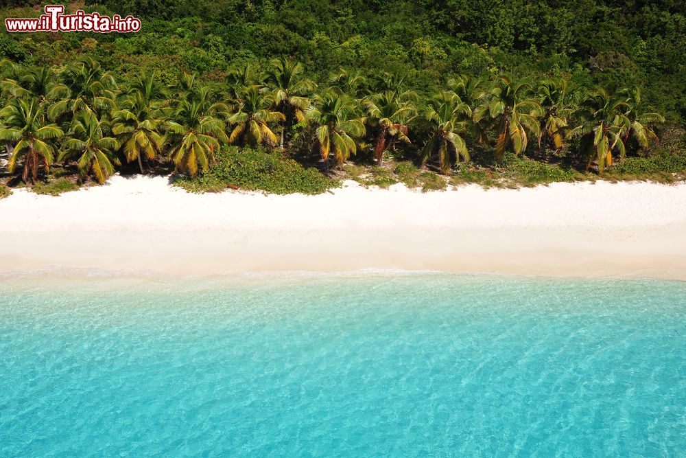 Immagine Una delle spiagge incontaminate delle Isole Vergini Britanniche