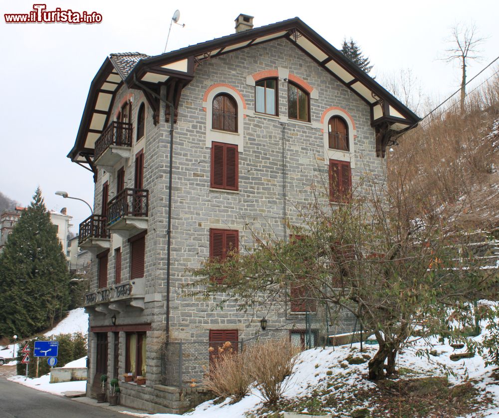 Immagine Una tipica casa in pietra nel Comune di Rosazza, Valle Cervo, Piemonte.