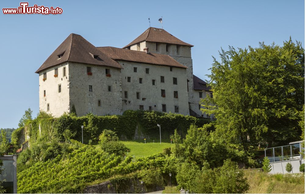 Immagine Uno scorcio del castello medievale di Bludenz, Austria.