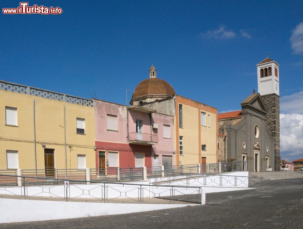 Immagine Uno scorcio del centro di Cabras in Sardegna, vicino alla penisola del Sinis