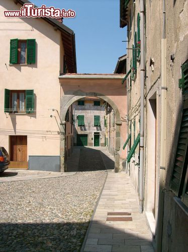 Immagine Uno scorcio del centro di Masone in Liguria - © Davide Papalini - CC BY-SA 3.0 - Wikipedia