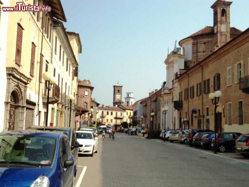 Immagine Uno scorcio del centro storico di Villafranca Piemonte, Piemonte - © Di Francofranco56- Opera propria