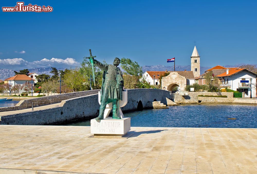 Immagine Uno scorcio della cittadina di Nin, Croazia. Conosciuta con il nome italiano di Nona, è ricca di architetture civili e religiose del passato.