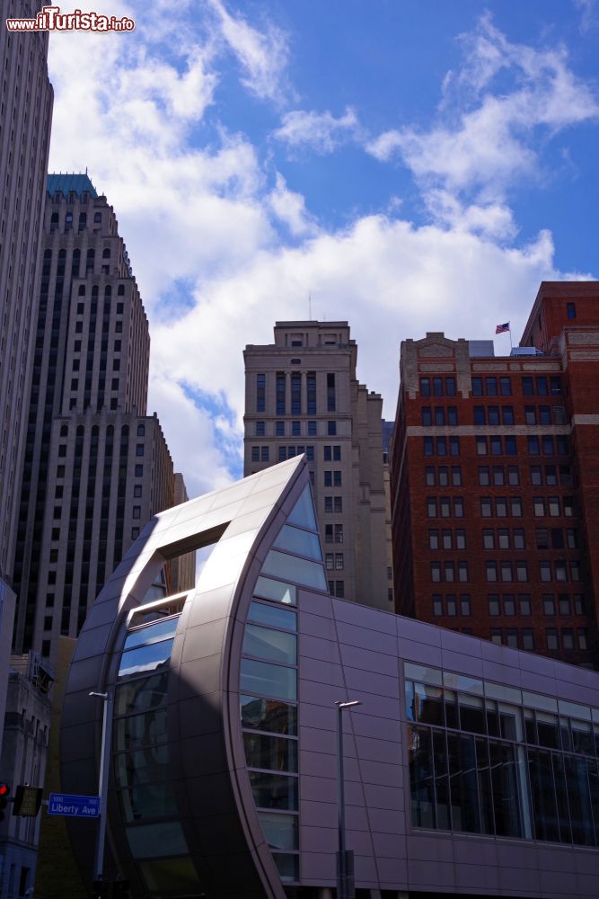 Immagine Uno scorcio della downtown di Pittsburgh, Pennsylvania, USA. La città sorge nella parte sud occidentale del paese.