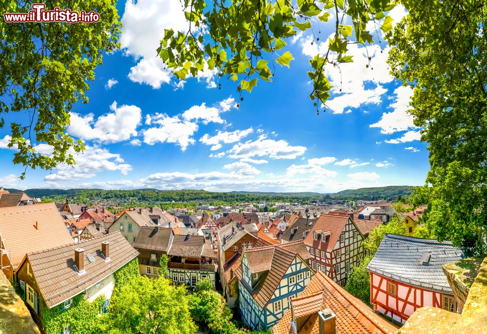 Immagine Uno scorcio di Marbugo sul fiume Lahn, siamo in Assia, Land della Germania