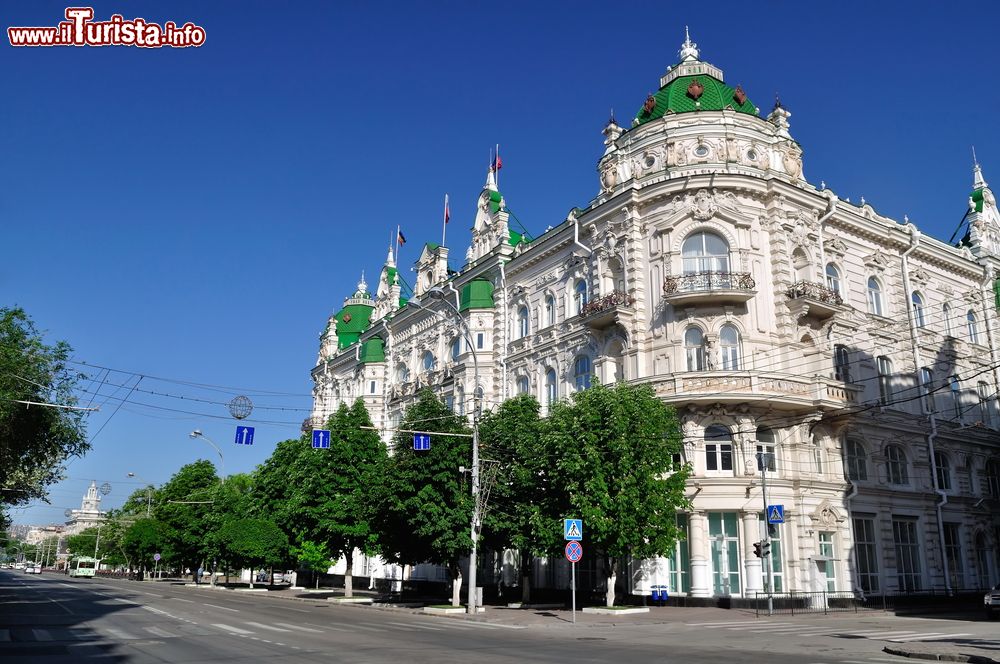 Immagine Uno storico edificio amministrativo nel centro di Rostov-on-Don, Russia.