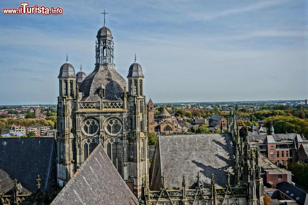 Immagine Veduta dai tetti della chiesa di Santo Stefano, Nijmegen (Olanda).