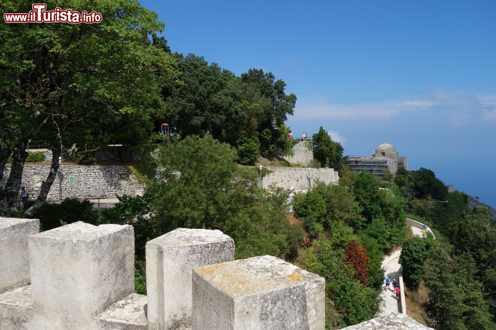 Immagine Veduta dalle alture di Erice, provincia di Trapani (Sicilia).