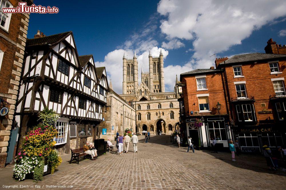 Immagine Veduta della cattedrale di Lincoln dalla Piazza del Castello, Lincolnshire, Inghilterra - © Electric Egg / Shutterstock.com