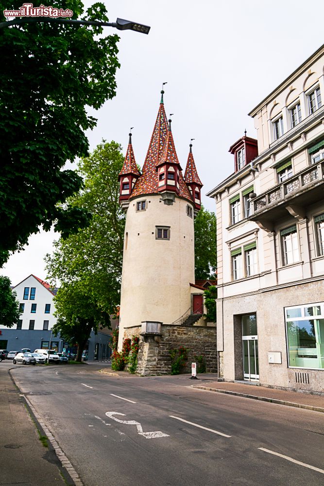 Immagine Veduta della Diebsturm di Lindau, Germania: costruita nel 1380, venne utilizzata come prigione.