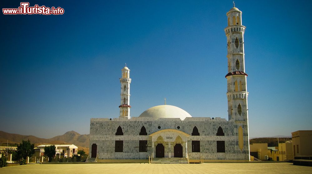 Immagine Veduta della moschea di Assehaba nella città di Keren, Eritrea.