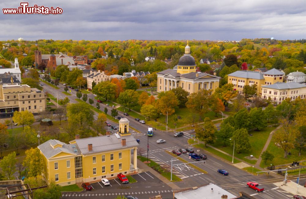 Immagine Veduta della Ontario County Courthouse a Canandaigua, nei pressi di Rochester, stato di New York.