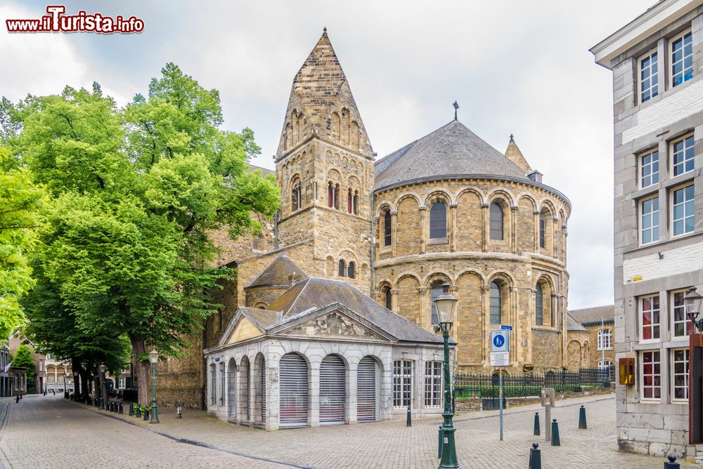 Immagine Veduta dell'abside della basilica di Nostra Signora a Maastricht, Olanda.