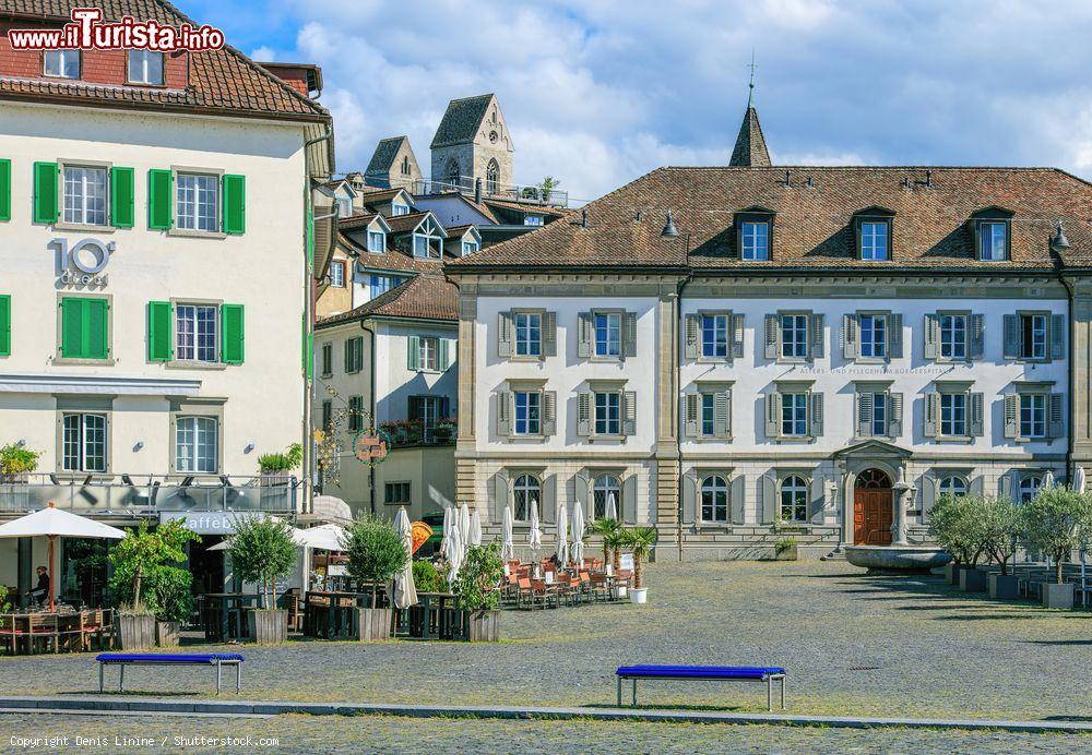 Immagine Veduta di piazza Fischmarktplatz a Rapperswil-Jona, Svizzera - © Denis Linine / Shutterstock.com